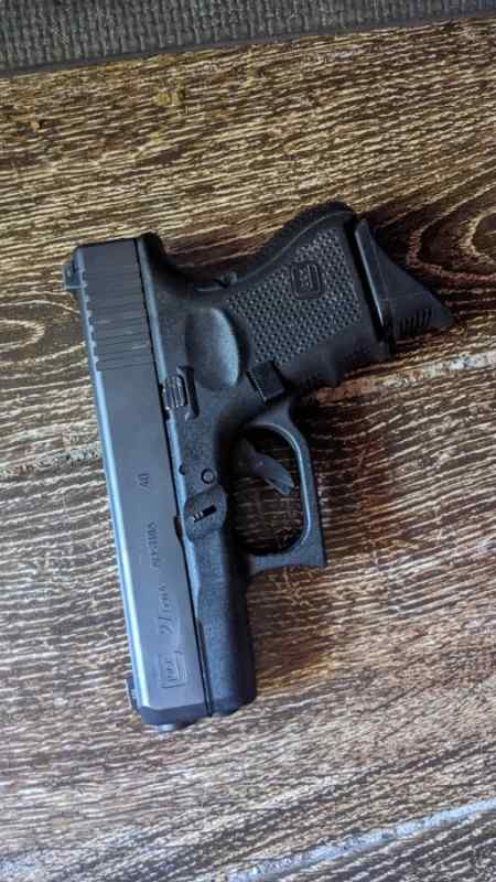Glock 27 40 caliber handgun pistol