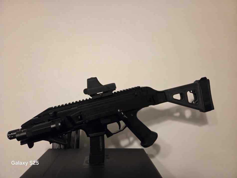 CZ Scorpion EVO3 S1 with Holosun and extras