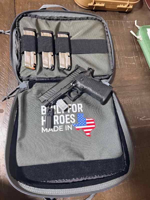 Staccato C2 w/ 3 mags DLC and RMR Plate. 